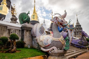 Ban Den Tapınağı Kuzey içinde bulunan Tay bir tapınaktır