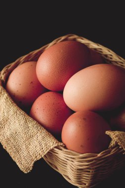 Tavuk yumurtası dünya çapında popüler bir yiyecek vardır.