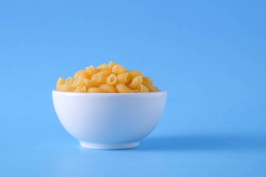 İtalyan yemek pişmemiş makarna yemek yemek için un yapılan