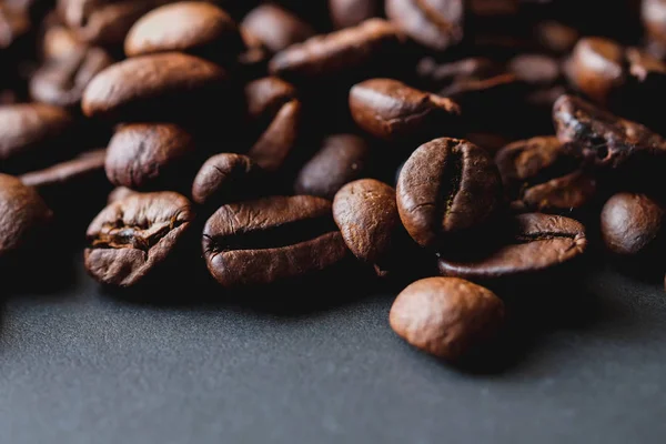 受欢迎的饮料与滤波效果复古老式的咖啡豆 — 图库照片