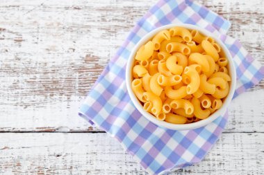 İtalyan yemek pişmemiş makarna yemek yemek için un yapılan