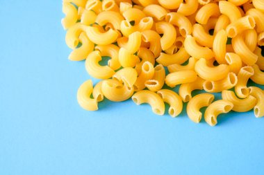 İtalyan yemek pişmemiş makarna yemek yemek için un yapılan