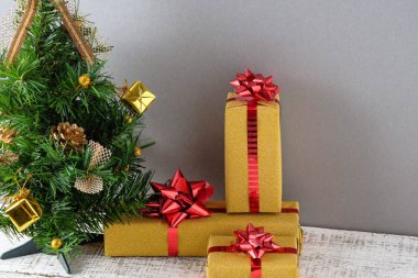 hediye kutusu için Noel ve mutlu yeni yıl filtre efekti ile ret