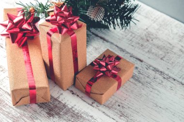 hediye kutusu için Noel ve mutlu yeni yıl filtre efekti ile ret