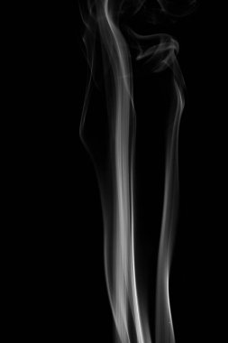 arka plan duman eğrileri ve dalga siyah arka plan üzerinde  