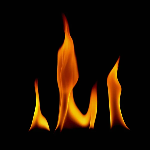 Fondo abstracto fuego muy caliente. fuego sobre el fondo negro . — Foto de Stock