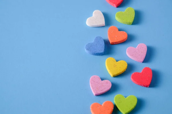 Plain blue background with little heart — Stock Photo, Image