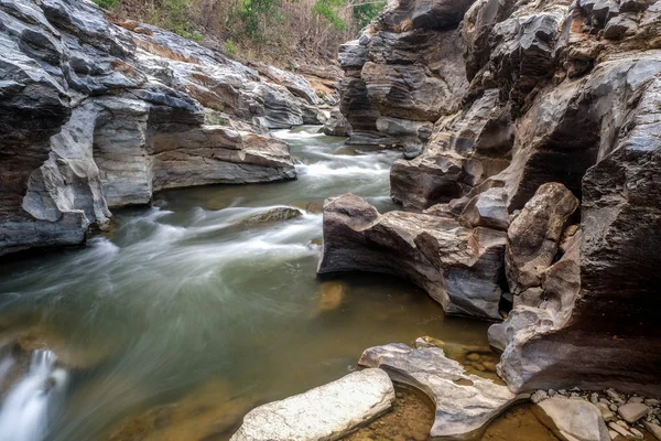 Creek flowing over the rocks — Stock Photo, Image