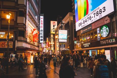 Osaka, Japonya - 5 Kasım 2019: Dotonbori D 'deki ünlü yer