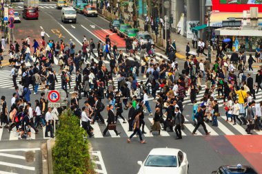 Shibuya yaya geçidi geçiş