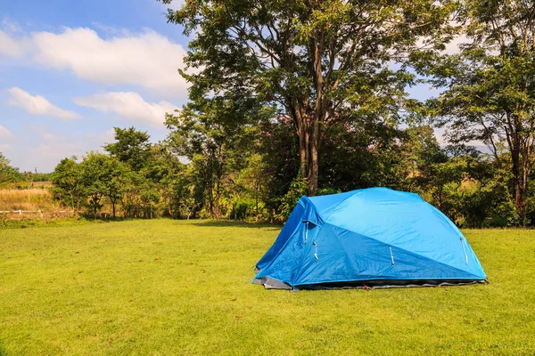 青いドームのテント — ストック写真