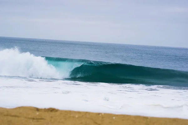 Великий Surf Ньюпорт Біч — стокове фото