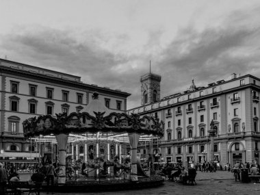 Carrousel B&W