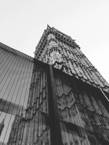Big Ben devam