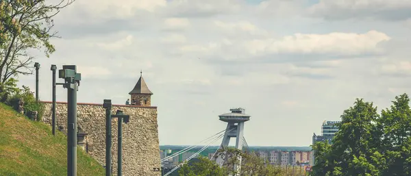Bratislava Ovni
