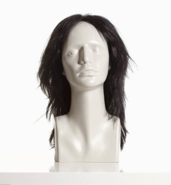 Beyaz peruk ile manken kadın baş