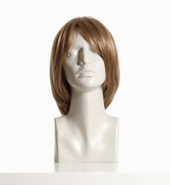 Beyaz peruk ile manken kadın baş