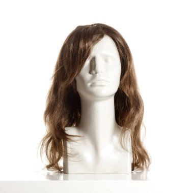 Beyaz peruk ile manken kadın baş