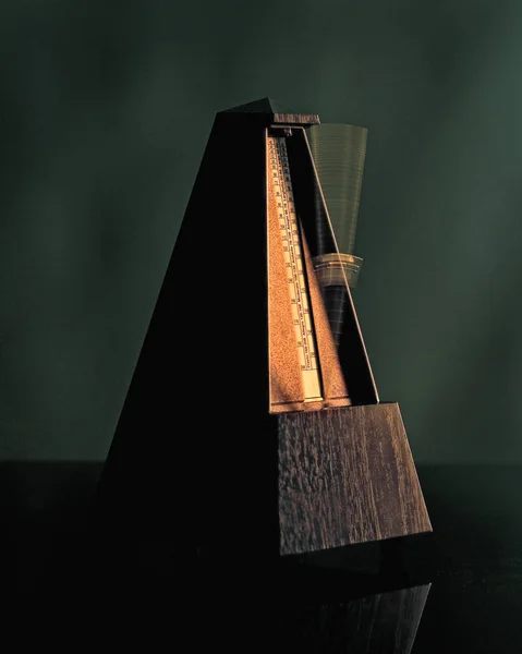 Metronome - The Instrument of Keeping Beat Playing Music — Stock Photo, Image