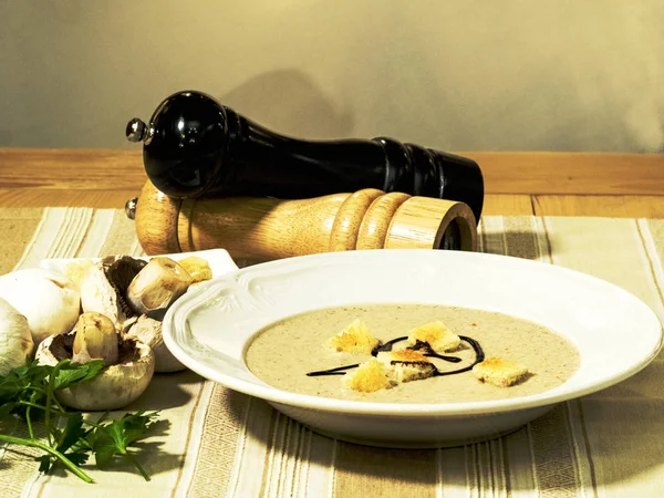 Champignon Crème Soep Met Croutons Saus — Stockfoto