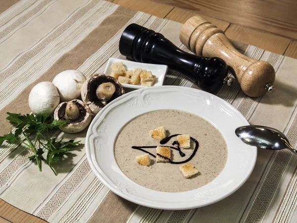 Champignon Crème Soep Met Croutons Saus — Stockfoto