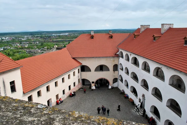 Um antigo castelo em Mukacheve — Fotografia de Stock