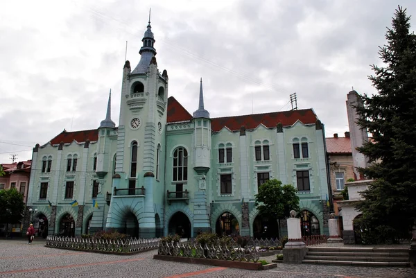 Stadhuis Moekatsjevo — Stockfoto