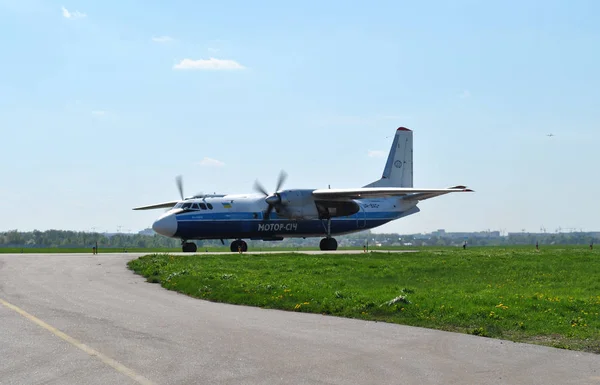 Motor Sich Havayolları 'ndan An-26.