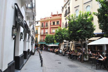 Caddedeki kafe, Seville, İspanya