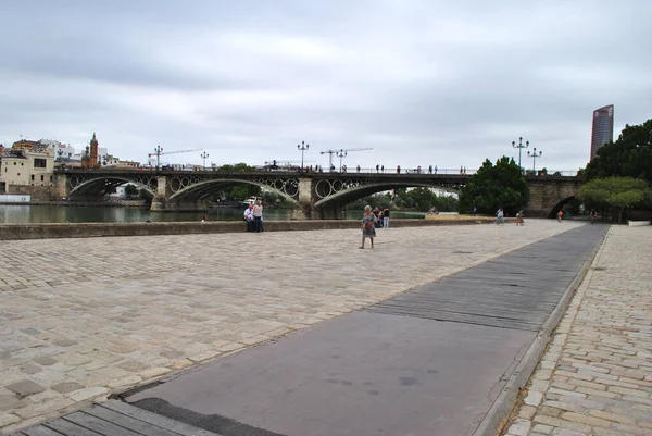 Complejo Fluvial Sevilla España —  Fotos de Stock