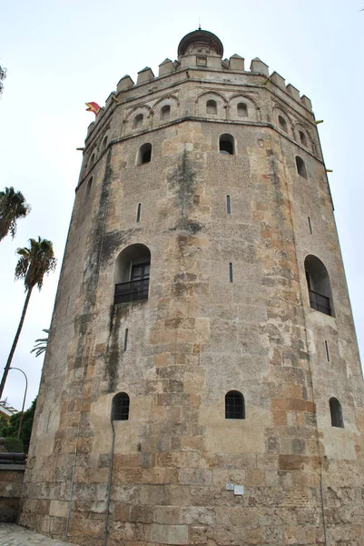 Starożytna Złota Wieża Sewilli — Zdjęcie stockowe