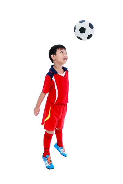 Jonge Aziatische voetballer met voetbal. Studio schoot. — Stockfoto