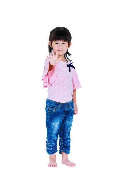 Szczęśliwe dziecko Azjatka w studio, izolowana na białym tle pozowanie — Zdjęcie stockowe