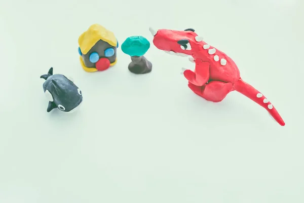 Creatieve dinosaurus, walvis, house en boom klei model. Spelen deeg — Stockfoto