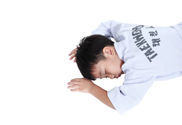 Accidents in sports. Asian child athletes taekwondo lying prone position unconscious — Stock Photo, Image