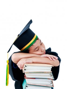 Asyalı çocuk Mezuniyet elbise çok kitap ile. Whit üzerinde izole