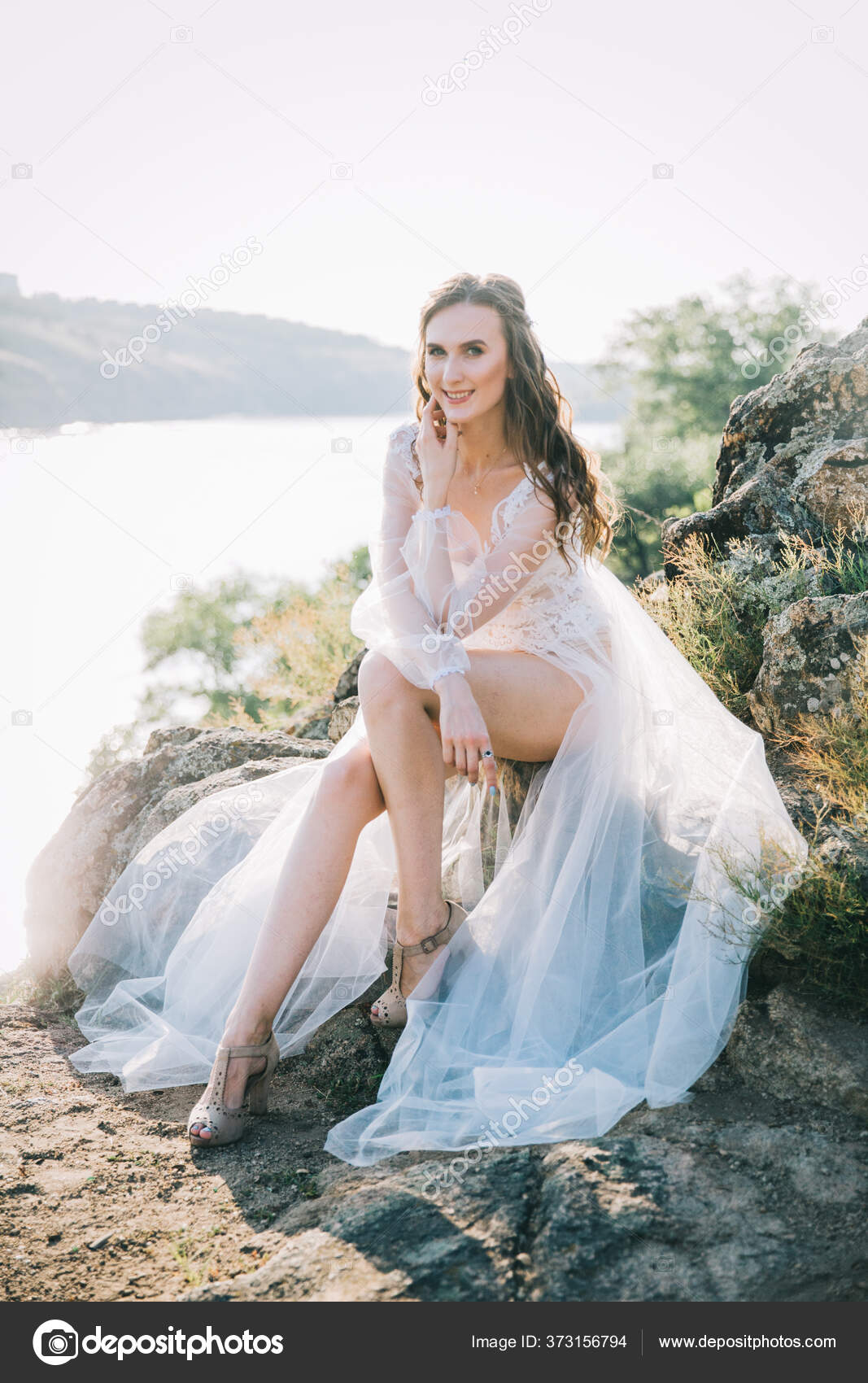 Cuerpo Novia Naturaleza Ropa Interior Forma Encaje Soleado Rubia