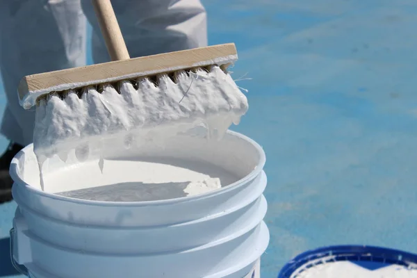 Roof Coating crack filling — Stock Photo, Image