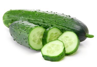 salatalık ve dilimleri