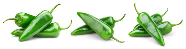 Čerstvé zelené papriky izolované — Stock fotografie