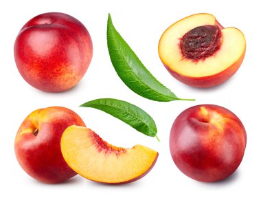 Şeftali meyvesi izole. Kırpma yolu ile şeftali koleksiyonu. Tam alan derinliği