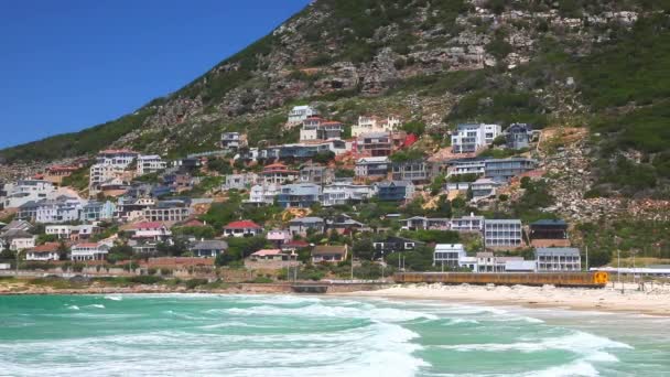Kaapstad Zuid Afrika November 2019 Kite Surfer Bij Glencairn Beach — Stockvideo