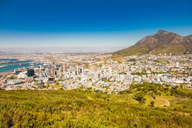 Cape Town Liman ve Central Business Dist 'in yüksek görünümü