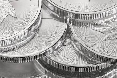 Macro 'nun resimli editör görüntüsü. 9999 Silver' a yakın. 