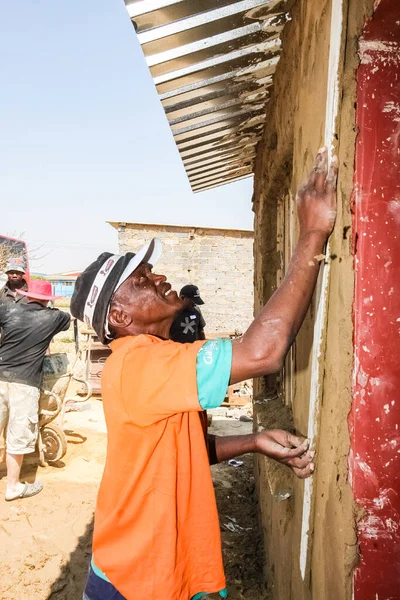 Soweto South Africa September 2009 Community Outreach Program Helping Build — Stock Photo, Image