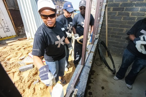 Soweto África Sul Setembro 2009 Programa Community Outreach Ajudando Construir — Fotografia de Stock