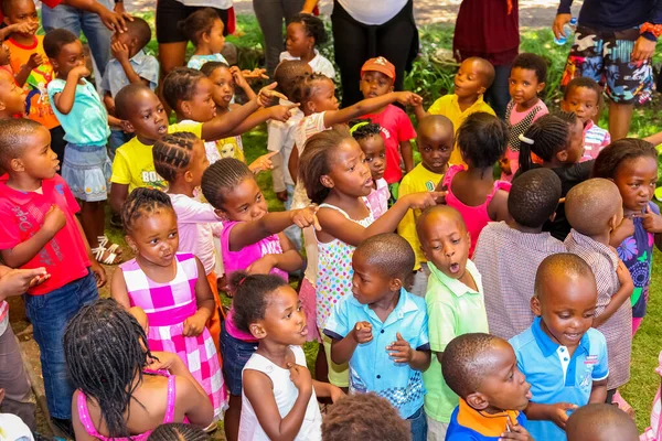 Soweto Südafrika November 2012 Junge Afrikanische Vorschulkinder Singen Lieder Auf — Stockfoto