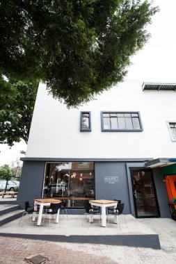 Johannesburg, Güney Afrika - 13 Aralık 2012: Boş kafe ve fırının dış görünümü