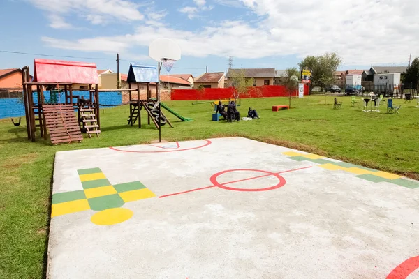 Soweto South Africa December 2010 Basketball Court Other Park Equipment — Stock Photo, Image