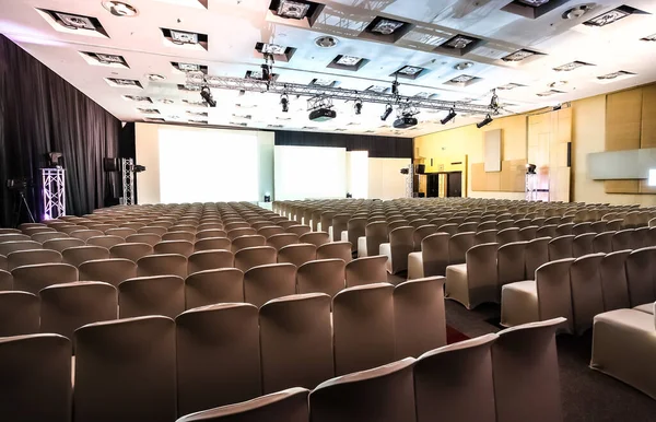 Rows Empty Chairs Large Conference Hall Corporate Convention Lecture — Stock Photo, Image